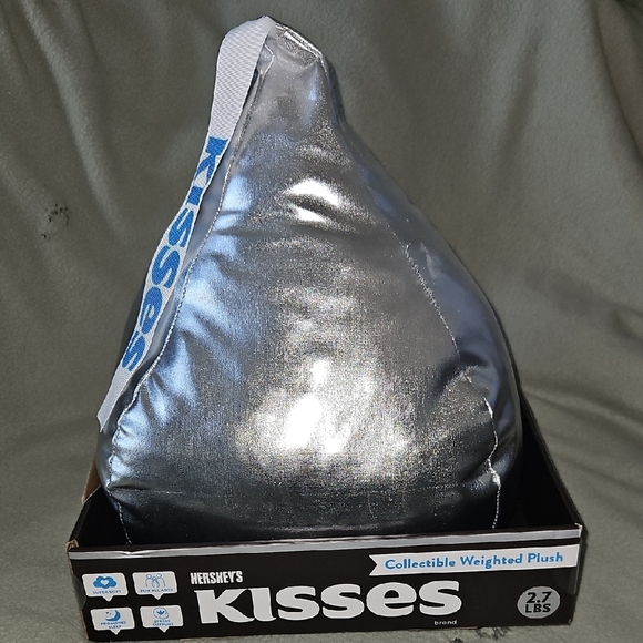 hershey kiss Other - Hershey's Kisses Collectible Weighted Plush